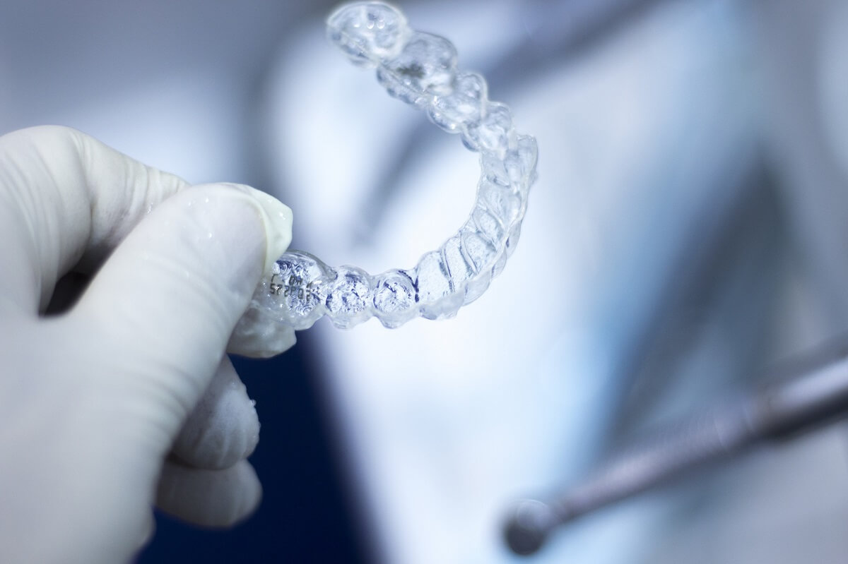 four reasons why you should opt for invisalign